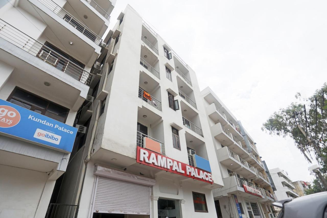 Hotel Rampal Palace Nova Deli Exterior foto